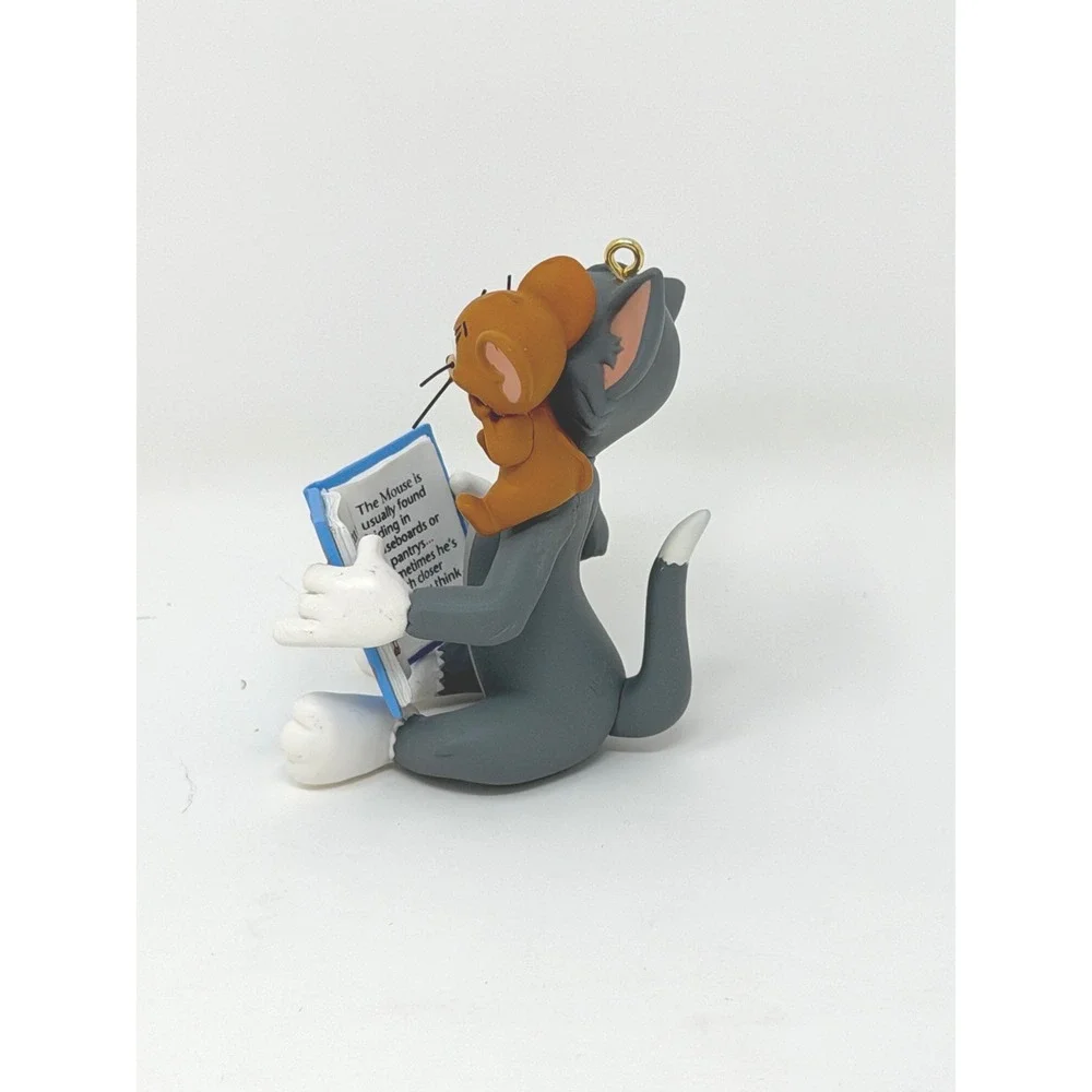 Hallmark Keepsake Tom & Jerry How to Catch a Mouse Ornament 2010 WB Box